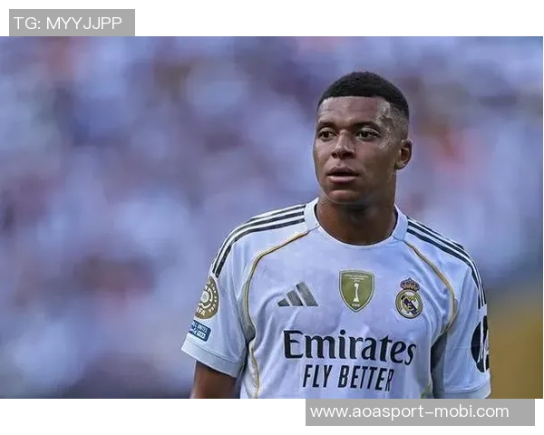 姆巴佩上演大四喜荣耀时刻官方宣布其为本轮欧冠最佳球员